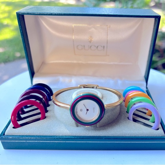 RARE 14k Gold Plated Beautiful 😍 Vintage GUCCI Collectors Watch Bracelet - Picture 10 of 10